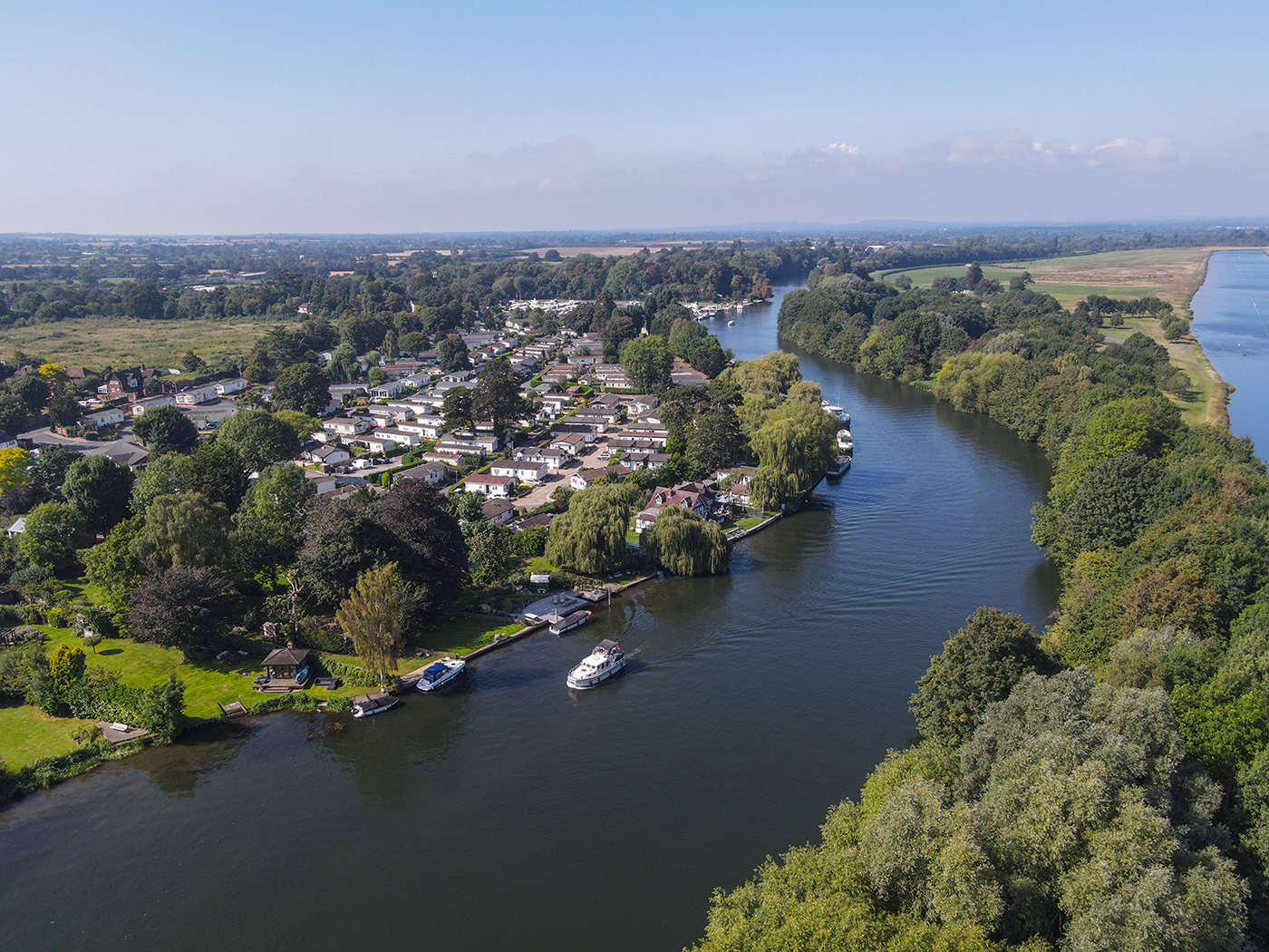 Traditional Wide Beam Houseboat Haulfryn Homes