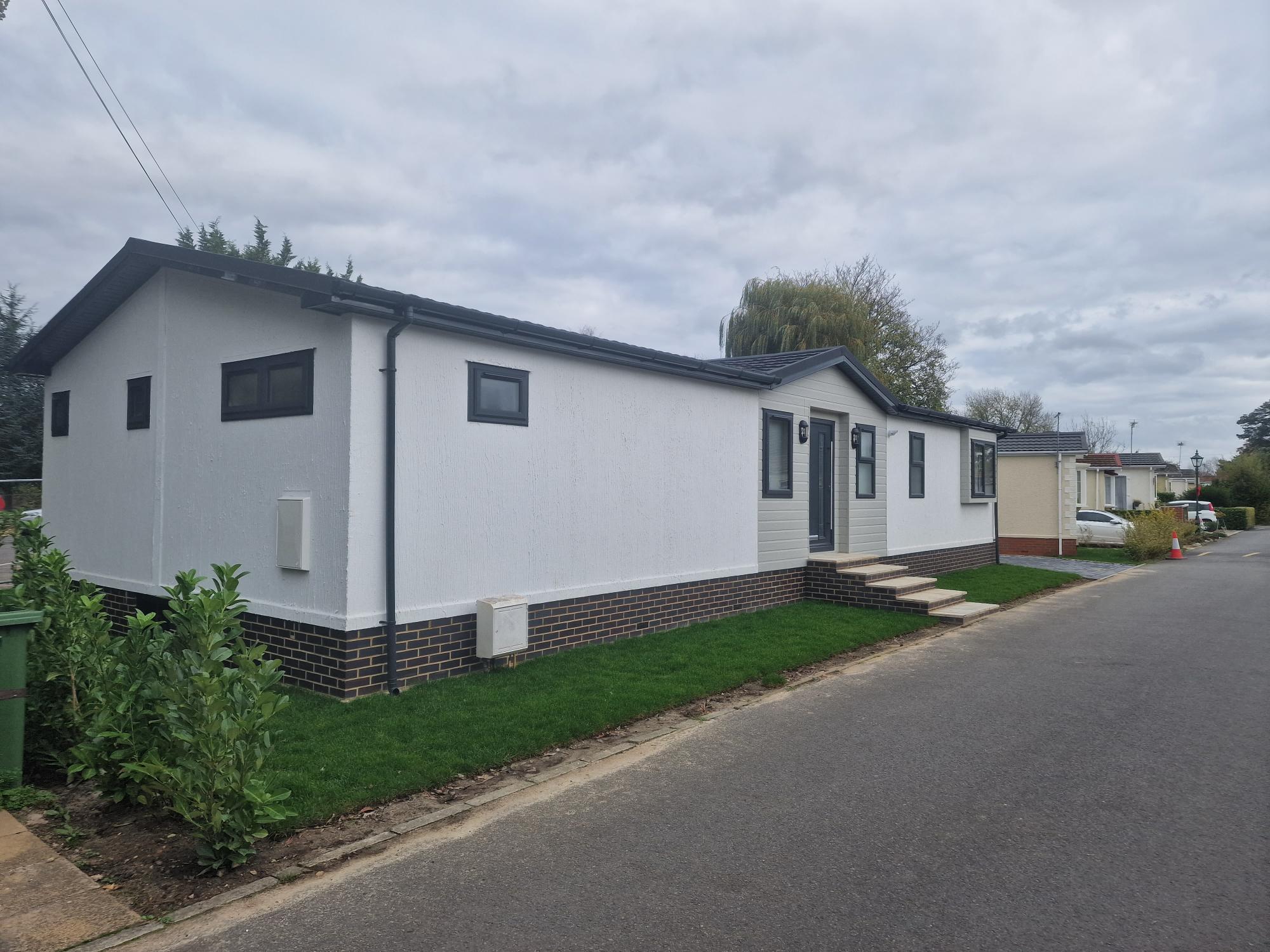 Berkshire Park Homes For Sale Willows Riverside Park In Windsor