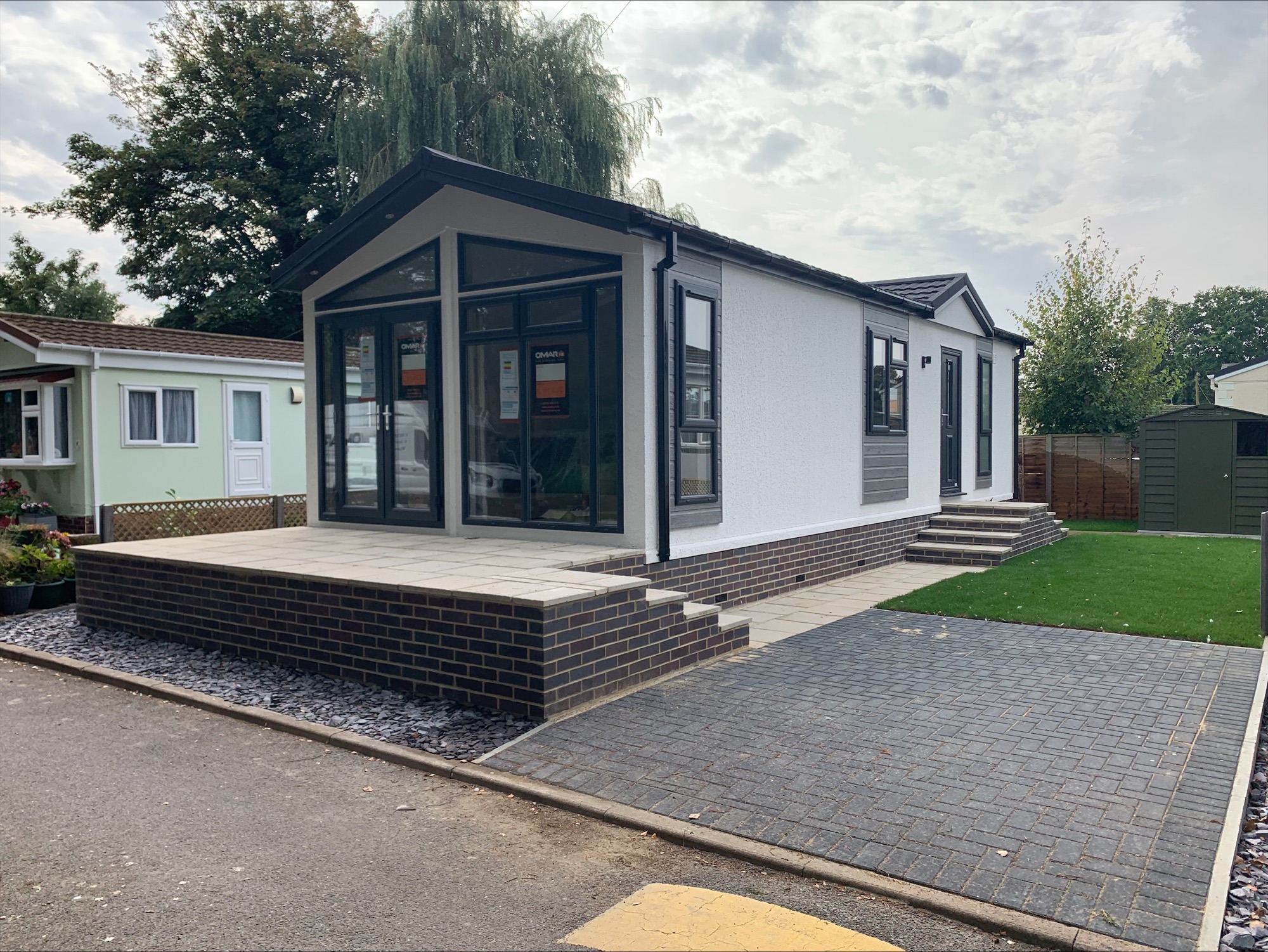 Berkshire Park Homes For Sale Willows Riverside Park In Windsor